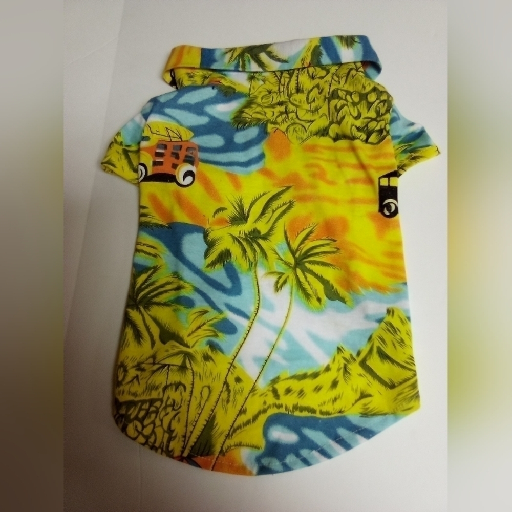 Hawaiian Luau Print Dog Shirt Size Small Hawaii Surfing Palm Trees Beach Beachy